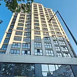 Vivid Sea And Luxury 2 2 Burgas
