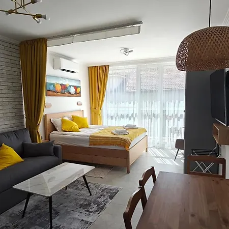 Vivid Sea And Luxury 2 2 Апартамент *
