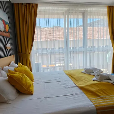 Vivid Sea And Luxury 2 2 Апартамент *