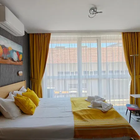 Vivid Sea And Luxury 2 2 Апартамент *