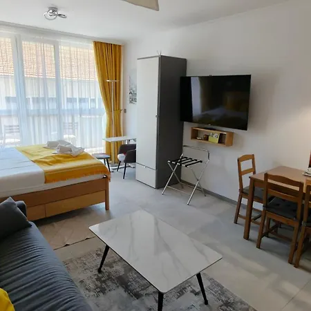 Апартамент Vivid Sea And Luxury 2 2 Бургас